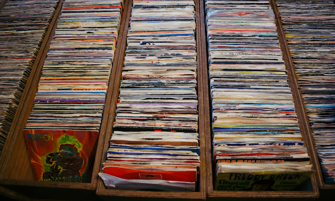 jerrys-records-giant-collection-of-700000-45s-sold