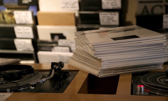 early-report-nielsen-vinyl-sales-slowing-q1-2016