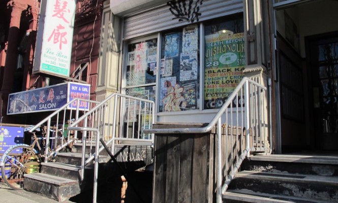 deadly-dragon-new-york-record-shop-closes
