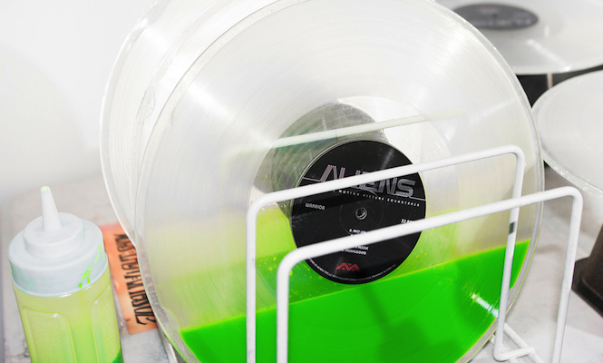 mondo-making-of-liquid-filled-record
