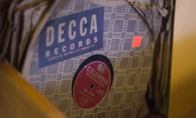 star-boot-sale-vinyl