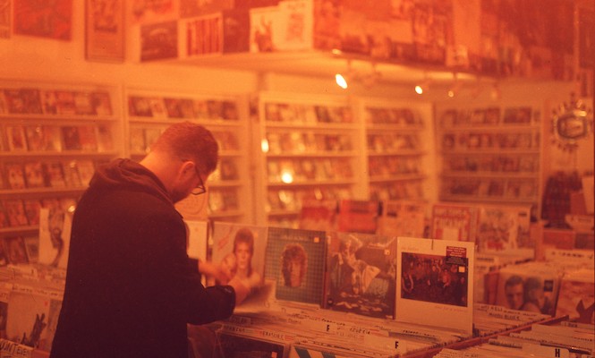 vinyl-sales-youtube-uk