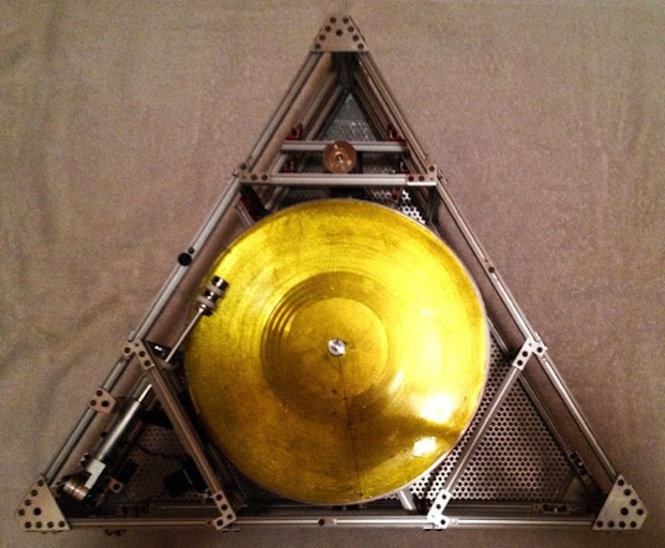 jack-white-details-icarus-vinyl-record-in-space