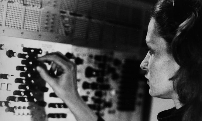eliane-radigue-shiva-feshareki-vinyl-mix