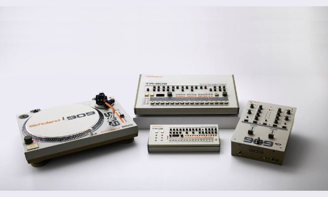 roland-909-themed-turntable-mixer